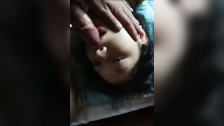 女友：我下面濕的不成樣子了，唔唔，不信你摸一摸，啊啊啊_喔喔喔。