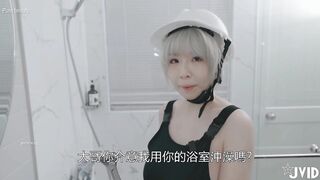 天然巨乳高顏值 白皙人氣巨乳名模【黎菲兒-最辣巨乳水電工，脫衣露奶的誘惑】