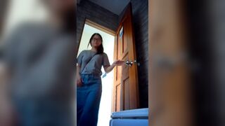 女廁偷拍小姐姐~ 美女如雲 姿態百出 賞逼賞臉-03