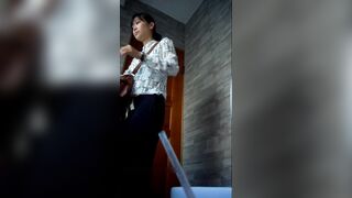 女廁偷拍小姐姐~ 美女如雲 姿態百出 賞逼賞臉-12