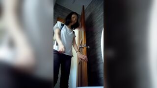 女廁偷拍小姐姐~ 美女如雲 姿態百出 賞逼賞臉-16