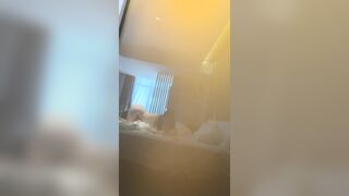 說話奶甜奶甜的女孩直播大白兔亂晃 特寫粉嫩小穴