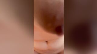 大奶美女愛騎屌