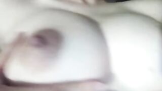 好久沒做愛了，奶子好癢