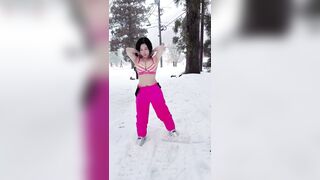 台灣李娜娜Nana18  (wano_94520) 野外露出｜日本岡山娜娜の滑雪澀澀日記