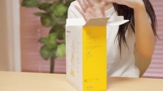 日本模特兒新手媽媽 講解吸奶器操作教學-08