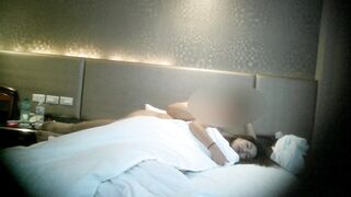 台灣情侶洩密_被潛規則的美女護理師 1