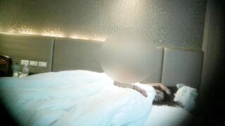 台灣情侶洩密_被潛規則的美女護理師 1