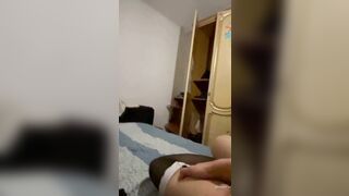醉酒黑絲女友 各種玩具都往她的B裡塞 怎麼玩都行 -05