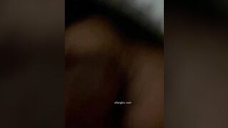 醉酒黑絲女友 各種玩具都往她的B裡塞 怎麼玩都行 -10